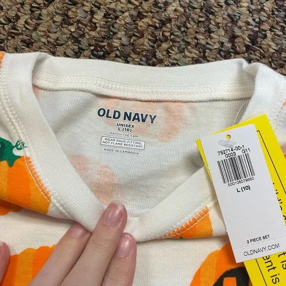 Old Navy Kids Pumpkin Pajama Set, Size Large - Picture 2 of 9